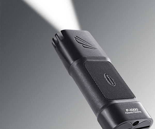 FLATEYE™ F-1000 LED Flashlight – 1000 Lumens – Panther Vision Store